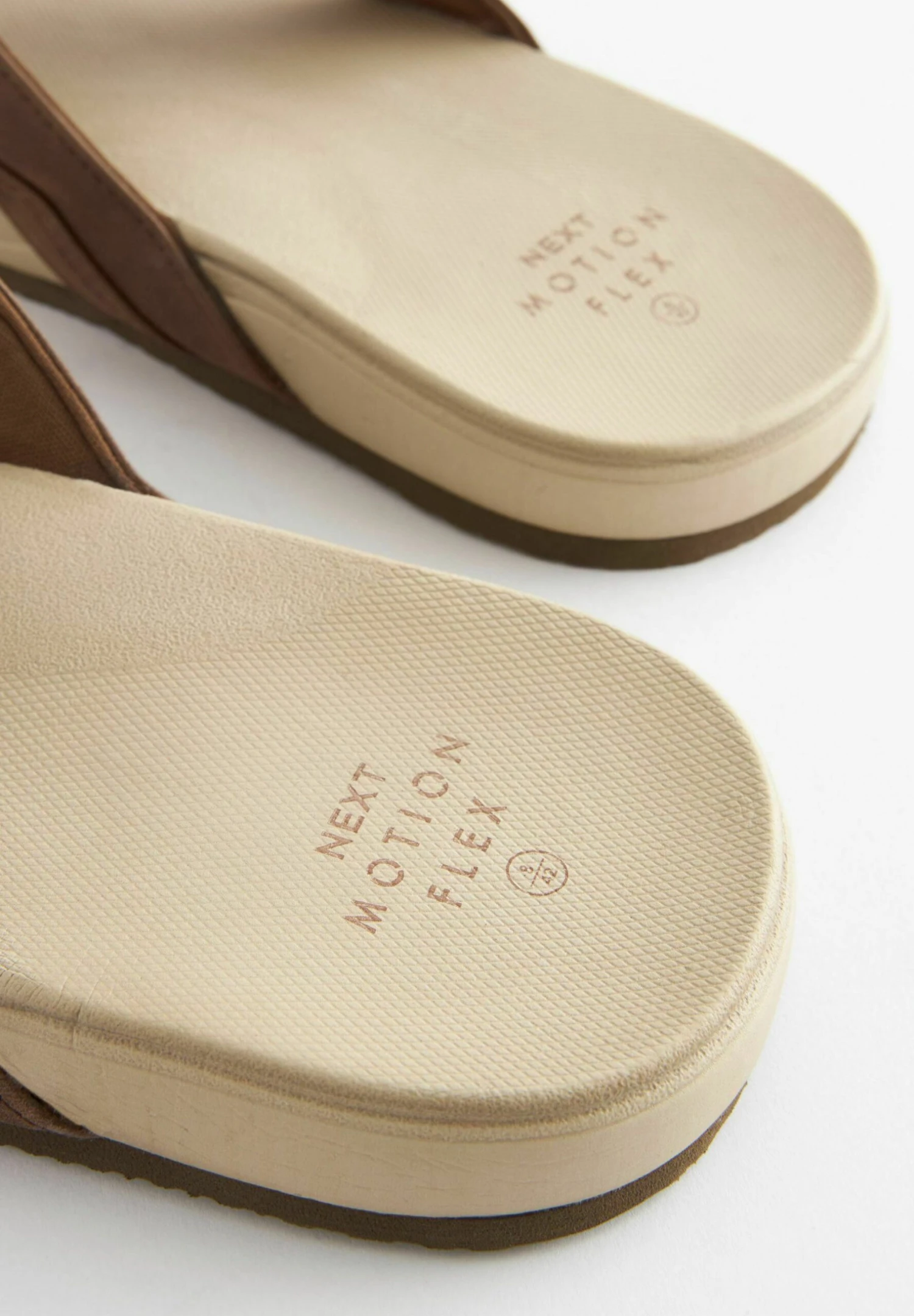 Next MotionflexStandard - Teenslippers - Brown - Afbeelding 4