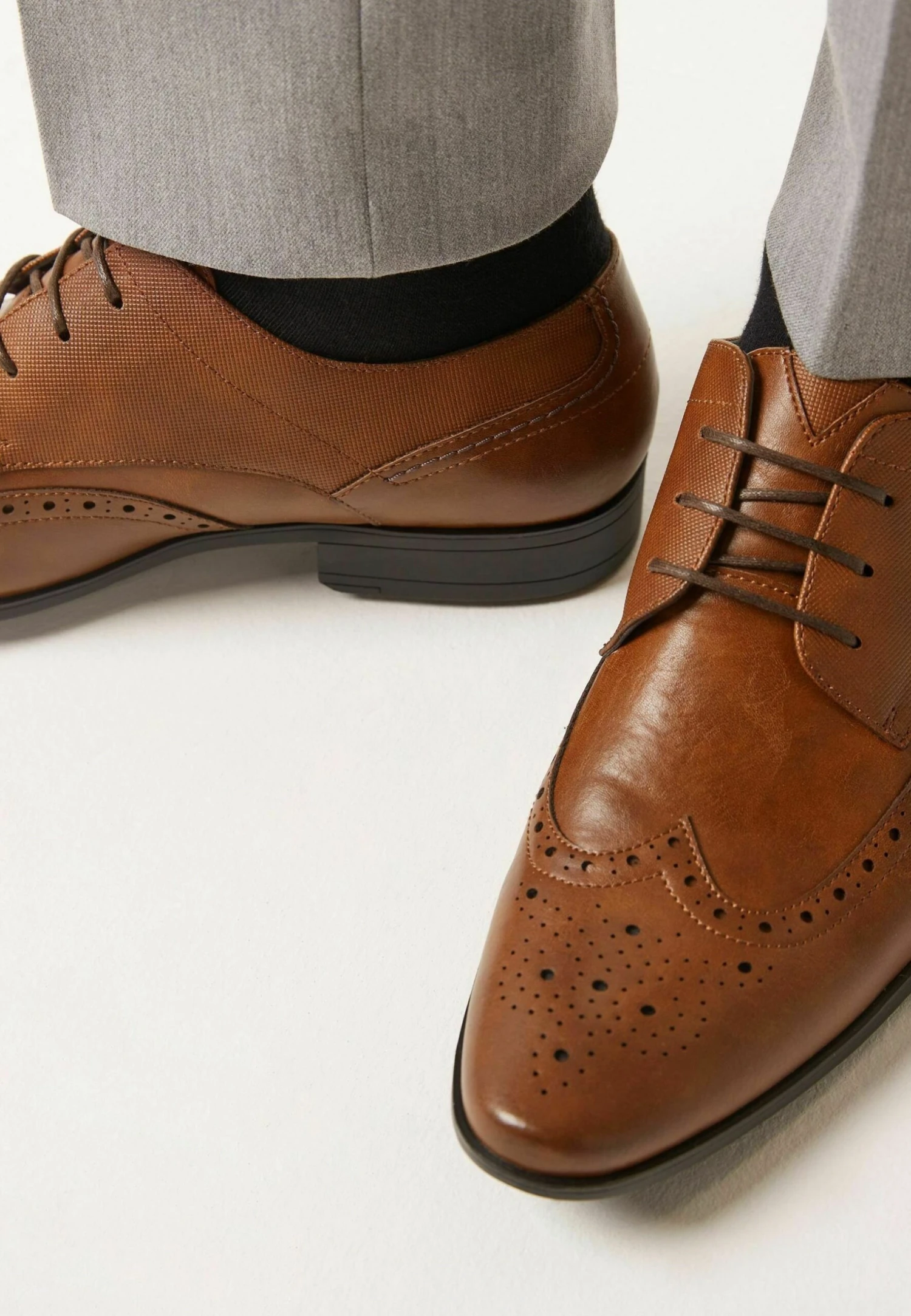 Next Wide Fit Brogue Standard - Veterschoenen - Tan Brown - Afbeelding 2