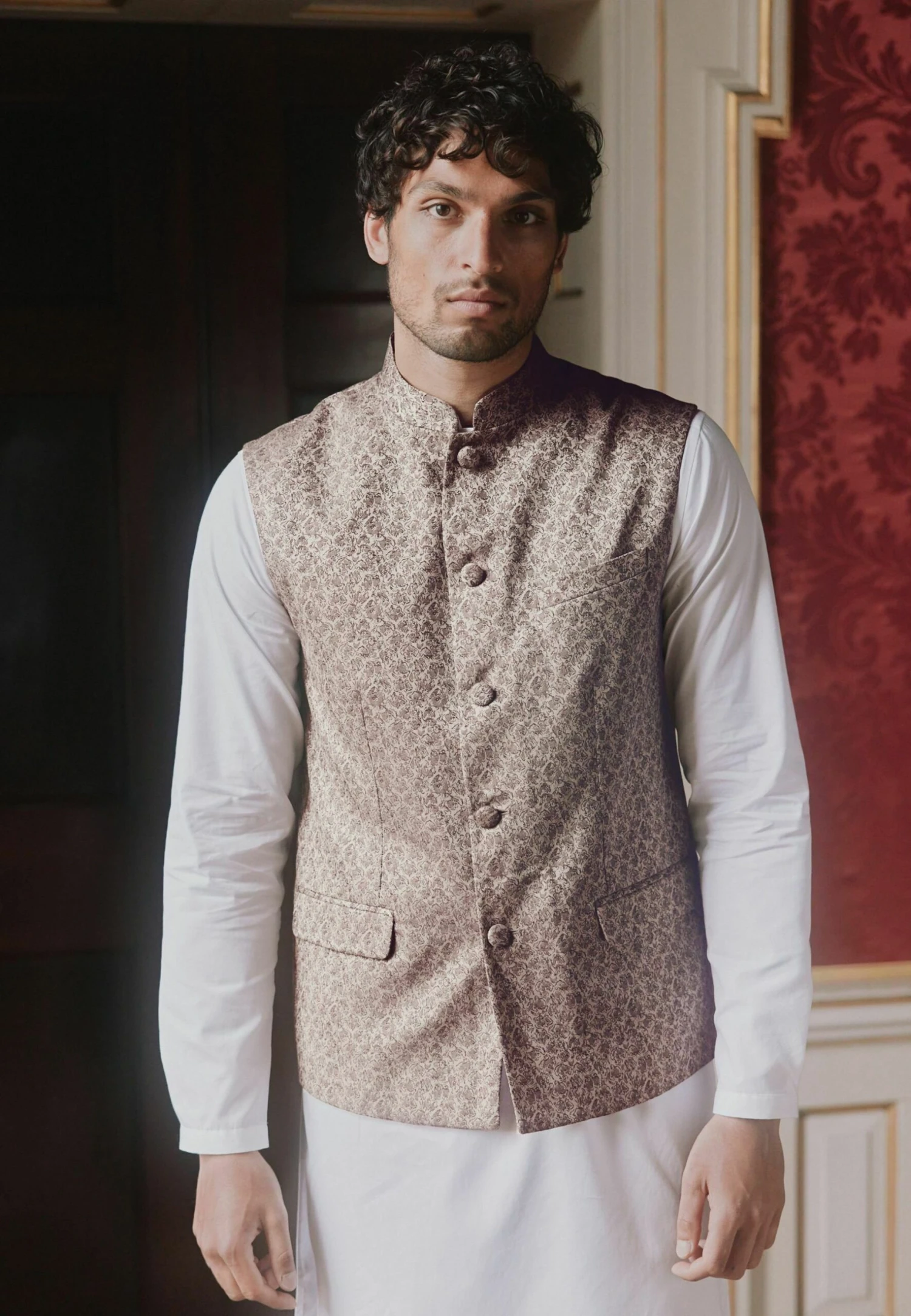 Next Nehru Collar - Bodywarmer - Gold