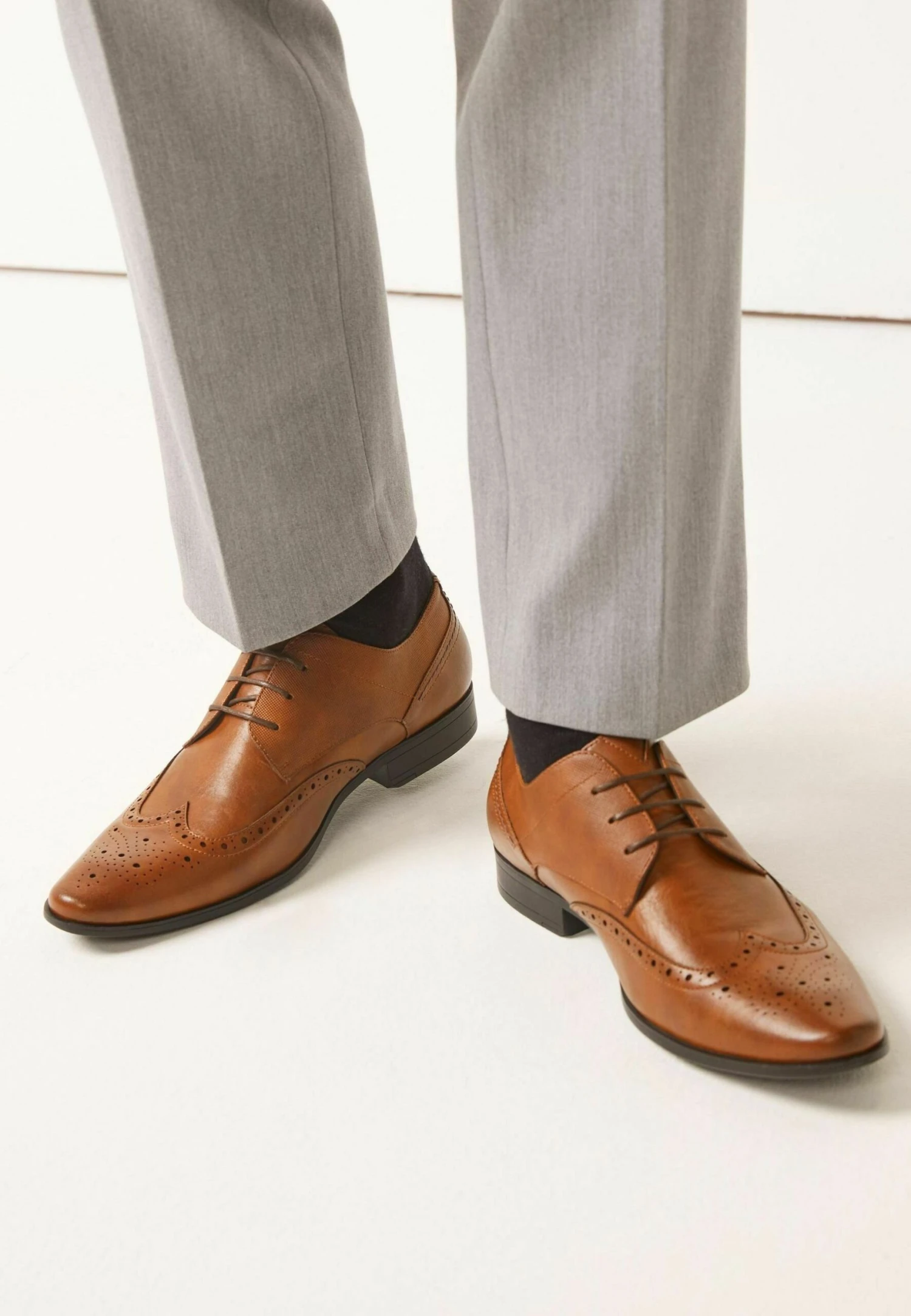 Next Wide Fit Brogue Standard - Veterschoenen - Tan Brown
