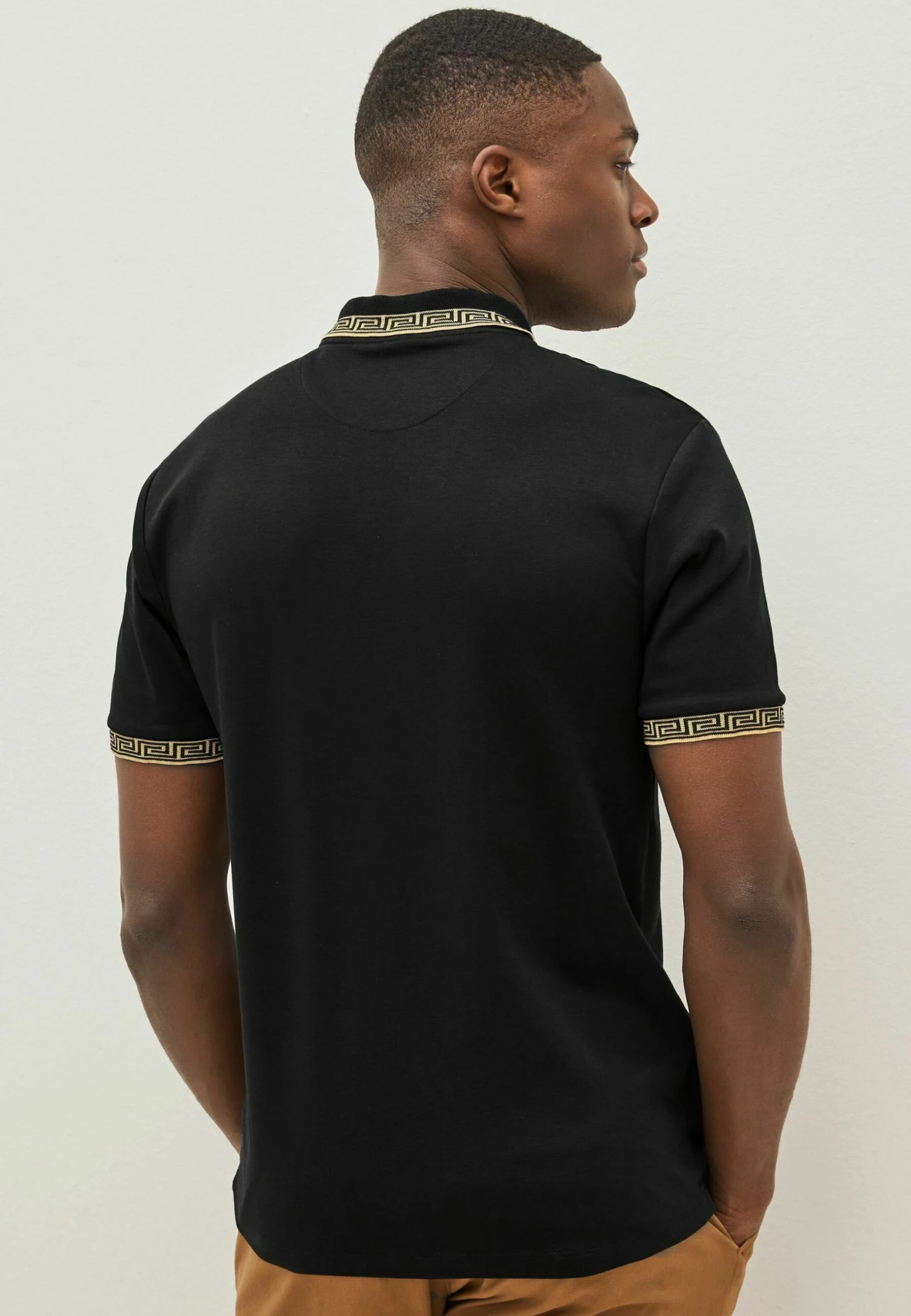 Next Tipped Regular Fit- Poloshirt - Black Gold Collar - Afbeelding 2