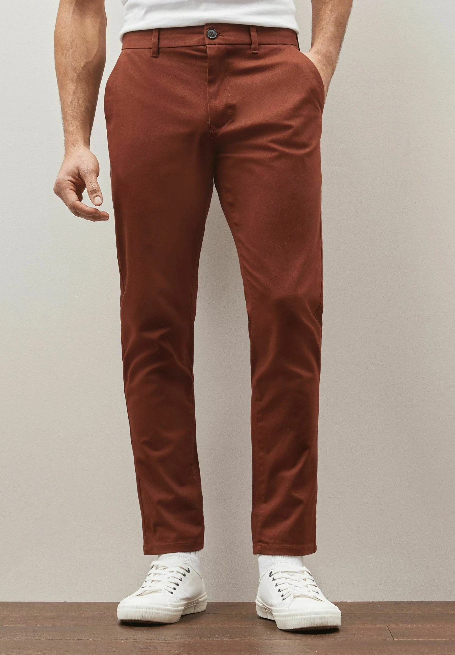 Next Stretch - Chino - Red