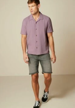 Next Textured Short SleeveWith Revere Collar Standard - Overhemd - Lilac Purple