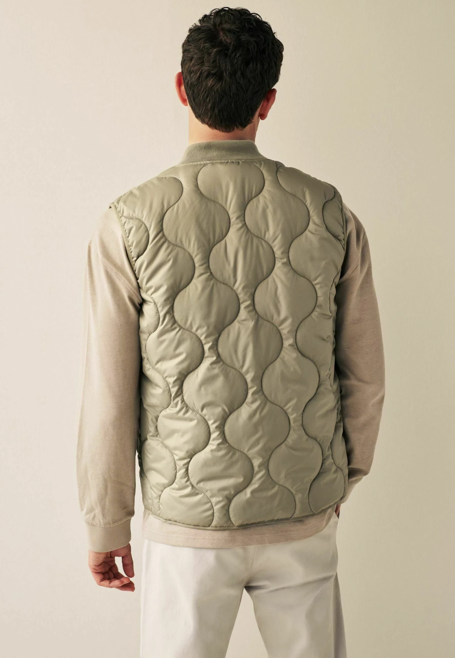 Next Shower Resistant Quilted Gilet Standard - Bodywarmer - Stone Natural - Afbeelding 2